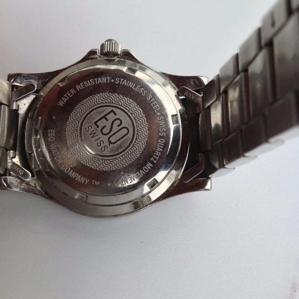 ESQ Movado Swiss Date Window Watch  E5063 Classic Styling